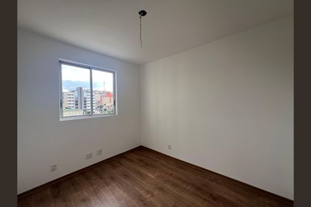 Quarto 1 de apartamento para alugar com 2 quartos, 56m² em Serrano, Belo Horizonte
