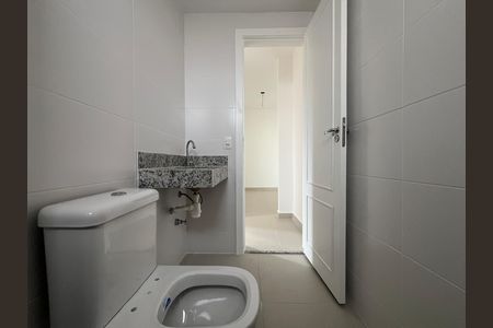 Banheiro Social de apartamento para alugar com 2 quartos, 56m² em Serrano, Belo Horizonte