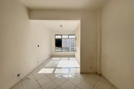Kitnet/Studio à venda com 1 quarto, 34m² em Copacabana, Rio de Janeiro