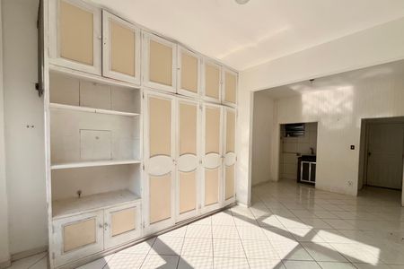 Studio à venda com 34m², 1 quarto e 1 vaga Studio à venda com 34m², 1 quarto e 1 vagaStudio