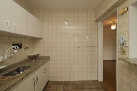 Apartamento para alugar com 65m², 2 quartos e 1 vagaCozinha