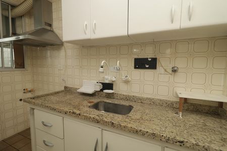 Apartamento para alugar com 65m², 2 quartos e 1 vagaCozinha