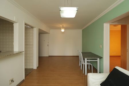 Apartamento para alugar com 65m², 2 quartos e 1 vagaSala