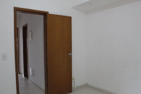 Casa de Condomínio para alugar com 4 quartos, 110m² em Taquara, Rio de Janeiro