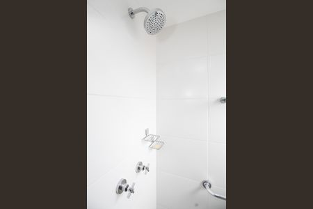 Banheiro da Suíte de apartamento para alugar com 2 quartos, 85m² em Pinheiros, São Paulo
