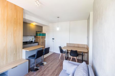 Sala  de apartamento para alugar com 1 quarto, 43m² em Melville Empresarial Ii, Barueri