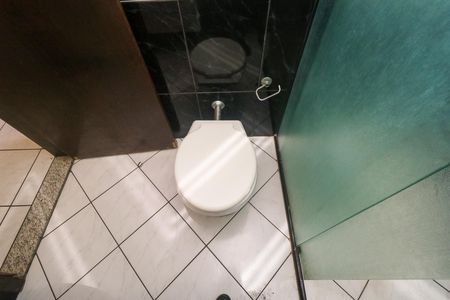 Casa para alugar com 276m², 3 quartos e 4 vagas Casa para alugar com 276m², 3 quartos e 4 vagasBanheiro