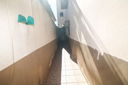 Quintal de casa para alugar com 3 quartos, 276m² em Jardim Marek, Santo André