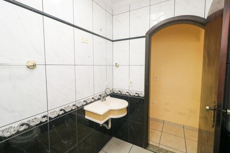 Casa para alugar com 276m², 3 quartos e 4 vagas Casa para alugar com 276m², 3 quartos e 4 vagasLavabo