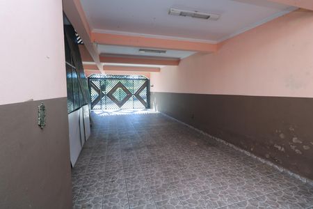 Casa para alugar com 276m², 3 quartos e 4 vagas Casa para alugar com 276m², 3 quartos e 4 vagasGaragem