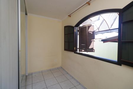 Casa para alugar com 276m², 3 quartos e 4 vagas Casa para alugar com 276m², 3 quartos e 4 vagasQuarto 2