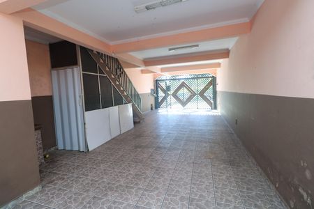 Garagem de casa para alugar com 3 quartos, 276m² em Jardim Marek, Santo André