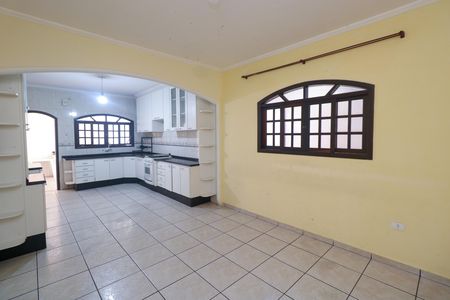 Casa para alugar com 276m², 3 quartos e 4 vagas Casa para alugar com 276m², 3 quartos e 4 vagasSala de Jantar