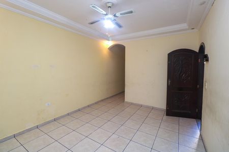 Casa para alugar com 276m², 3 quartos e 4 vagas Casa para alugar com 276m², 3 quartos e 4 vagasSala