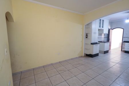 Casa para alugar com 276m², 3 quartos e 4 vagas Casa para alugar com 276m², 3 quartos e 4 vagasSala de Jantar