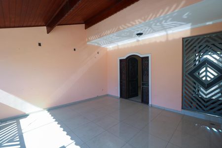 Casa para alugar com 276m², 3 quartos e 4 vagas Casa para alugar com 276m², 3 quartos e 4 vagasVaranda da Sala