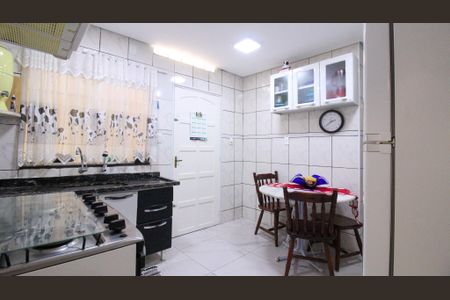 Casa à venda com 2 quartos, 150m² em Vila Charlote, São Paulo