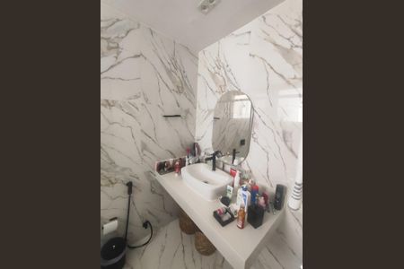 Apartamento para alugar com 200m², 3 quartos e 1 vaga Apartamento para alugar com 200m², 3 quartos e 1 vagaBanheiro
