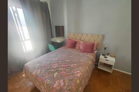 Apartamento para alugar com 200m², 3 quartos e 1 vaga Apartamento para alugar com 200m², 3 quartos e 1 vagaQuarto