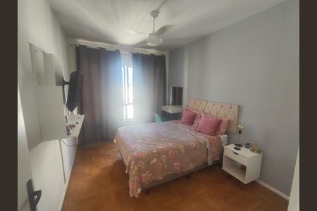 Apartamento para alugar com 200m², 3 quartos e 1 vaga Apartamento para alugar com 200m², 3 quartos e 1 vagaQuarto