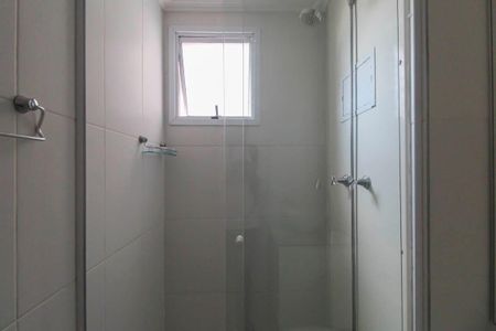 Banheiro da Suíte de apartamento para alugar com 3 quartos, 60m² em Jardim Vila Formosa, São Paulo