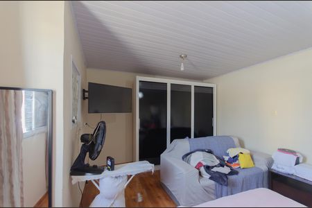 Sala/Quarto casa 2 de casa à venda com 2 quartos, 200m² em Vila Dom Pedro I, São Paulo