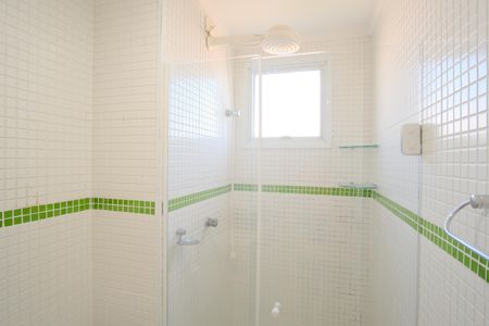 Banheiro de apartamento à venda com 1 quarto, 50m² em Chácara Califórnia, São Paulo