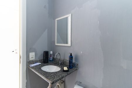 Apartamento à venda com 36m², 2 quartos e sem vaga Apartamento à venda com 36m², 2 quartos e sem vagaBanheiro