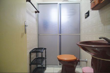 Banheiro de apartamento para alugar com 2 quartos, 52m² em Centro, São Leopoldo