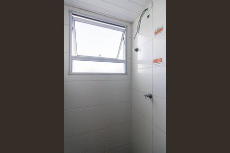 Banheiro de apartamento para alugar com 2 quartos, 38m² em Vila Rio de Janeiro, Guarulhos