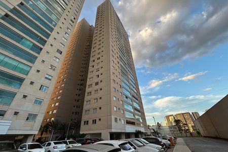 Apartamento à venda com 105m², 3 quartos e 3 vagas Apartamento à venda com 105m², 3 quartos e 3 vagasFachada