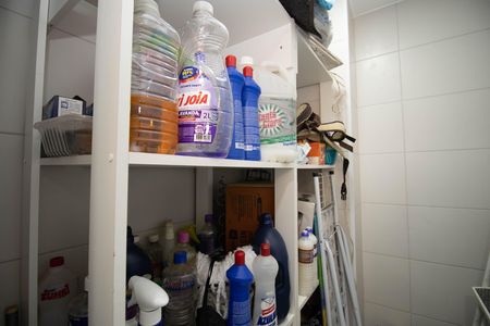 Apartamento à venda com 105m², 3 quartos e 3 vagas Apartamento à venda com 105m², 3 quartos e 3 vagasDespensa