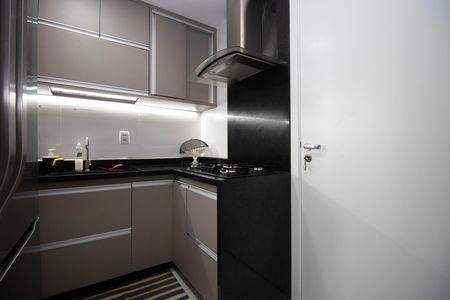 Apartamento à venda com 105m², 3 quartos e 3 vagas Apartamento à venda com 105m², 3 quartos e 3 vagasCozinha e Área de Serviço