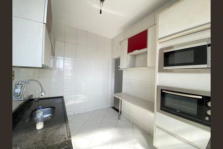 Apartamento para alugar com 71m², 2 quartos e sem vaga