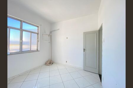 Apartamento para alugar com 71m², 2 quartos e sem vaga