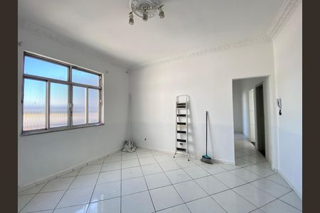 Apartamento para alugar com 71m², 2 quartos e sem vaga