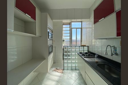 Apartamento para alugar com 71m², 2 quartos e sem vaga