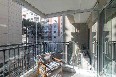 Apartamento à venda com 126m², 4 quartos e 2 vagas Apartamento à venda com 126m², 4 quartos e 2 vagasVaranda gourmet