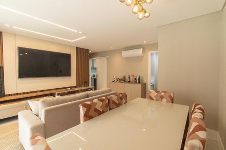 Apartamento à venda com 126m², 4 quartos e 2 vagas Apartamento à venda com 126m², 4 quartos e 2 vagasSala