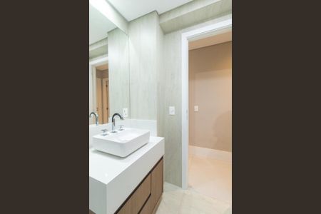 Apartamento à venda com 126m², 4 quartos e 2 vagas Apartamento à venda com 126m², 4 quartos e 2 vagasBanheiro Social
