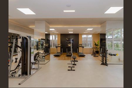 Apartamento à venda com 126m², 4 quartos e 2 vagas Apartamento à venda com 126m², 4 quartos e 2 vagasÁrea comum - Academia