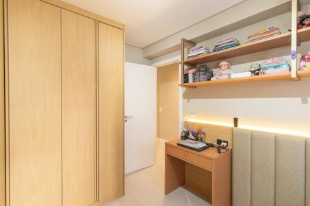Apartamento à venda com 126m², 4 quartos e 2 vagas Apartamento à venda com 126m², 4 quartos e 2 vagasQuarto 1