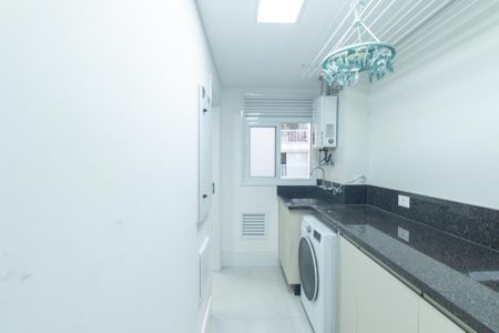 Apartamento à venda com 126m², 4 quartos e 2 vagas Apartamento à venda com 126m², 4 quartos e 2 vagasÁrea de Serviço