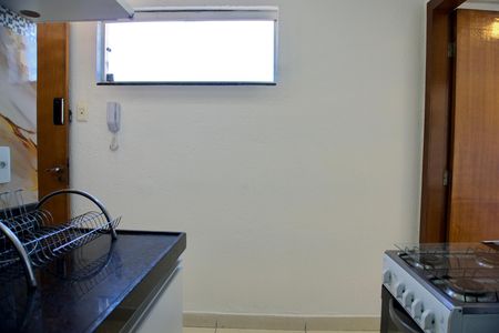 Cozinha de kitnet/studio para alugar com 1 quarto, 30m² em João Pinheiro, Belo Horizonte