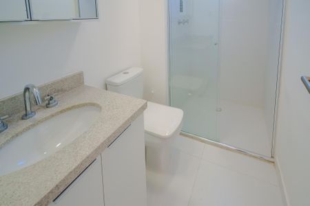 Apartamento para alugar com 69m², 3 quartos e 1 vaga Apartamento para alugar com 69m², 3 quartos e 1 vagaBanheiro 2