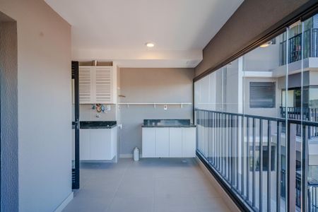 Apartamento para alugar com 69m², 3 quartos e 1 vaga Apartamento para alugar com 69m², 3 quartos e 1 vagaVaranda