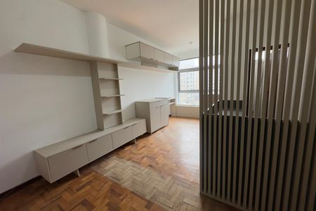 Studio para alugar com 31m², 0 quarto e sem vaga Studio para alugar com 31m², 0 quarto e sem vagaSala