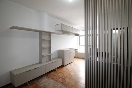 Studio para alugar com 31m², 0 quarto e sem vaga Studio para alugar com 31m², 0 quarto e sem vagaSala