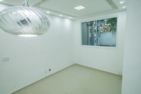 Sala de apartamento à venda com 2 quartos, 43m² em Campo Grande, Rio de Janeiro