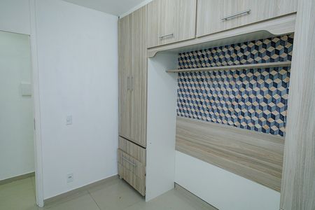 Quarto 1 de apartamento à venda com 2 quartos, 43m² em Campo Grande, Rio de Janeiro